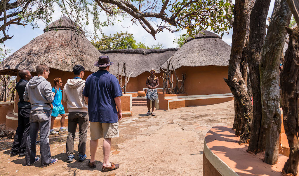 Lesedi-206-Pedi-village-tour