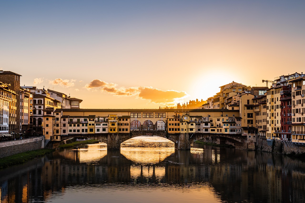 firenze, italy, ancient architecture, old bridge, bridge, renaissance, renaissance city, river, light reflection, dawn, travel
